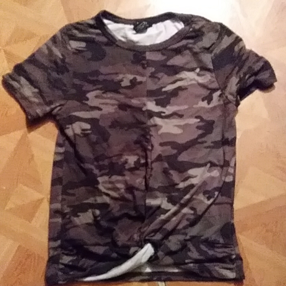 Camouflage tshirt